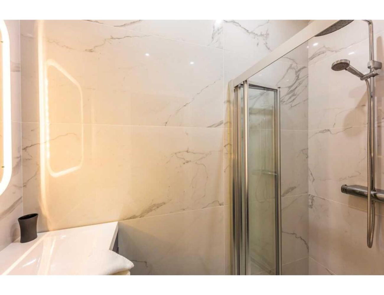 Apartment Spacious - 3br-8p - Place De La Bastille Paris